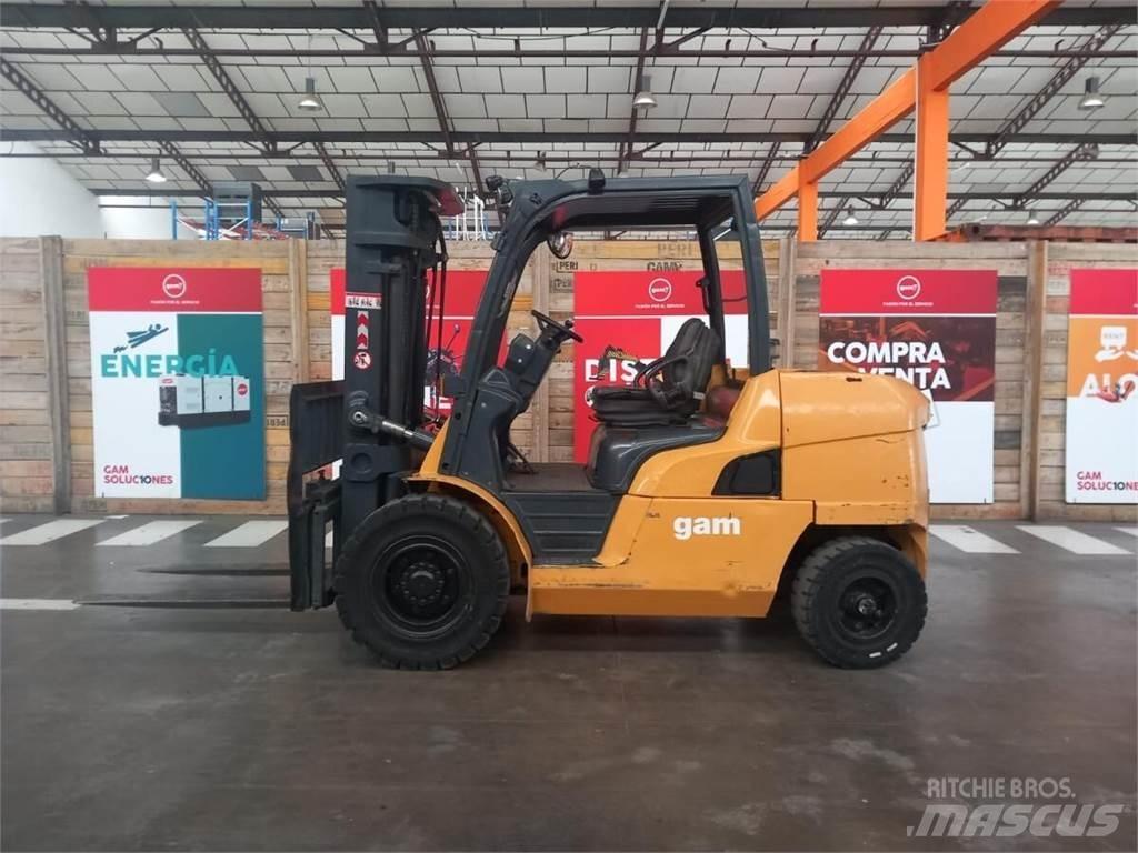 CAT DP45NTD 柴油卡車