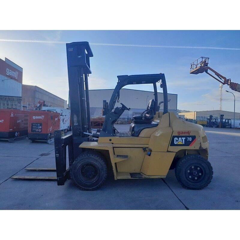 CAT DP70N1 柴油卡車