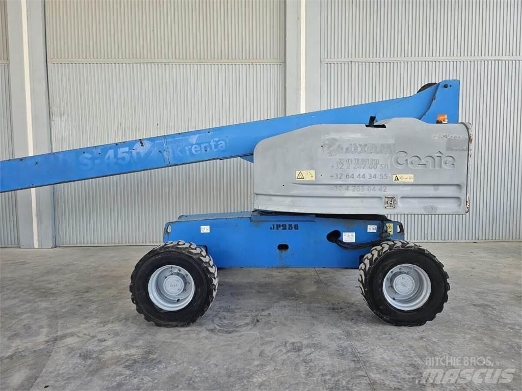 Genie S-45 伸縮臂高空作業車