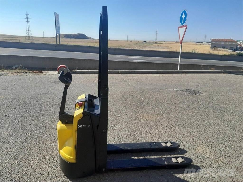 Hyster P1.6 低架升降機
