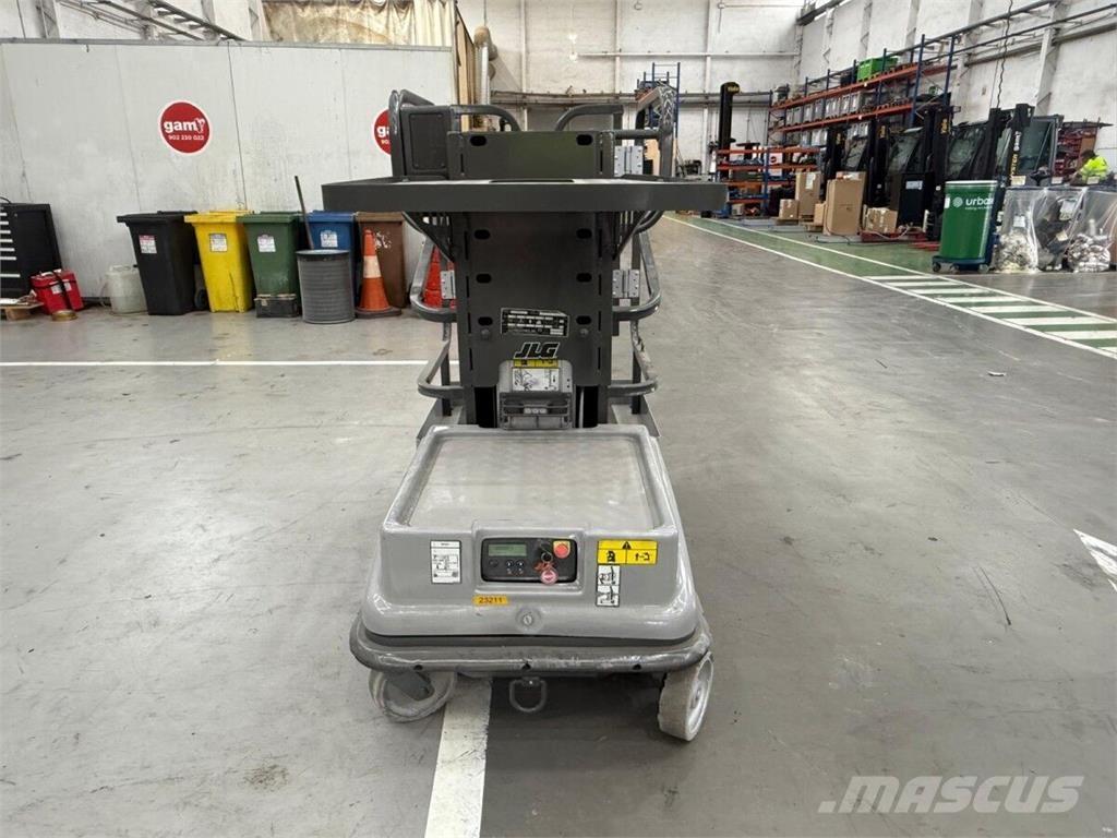 JLG 10MSP 桅杆式爬升工作平台