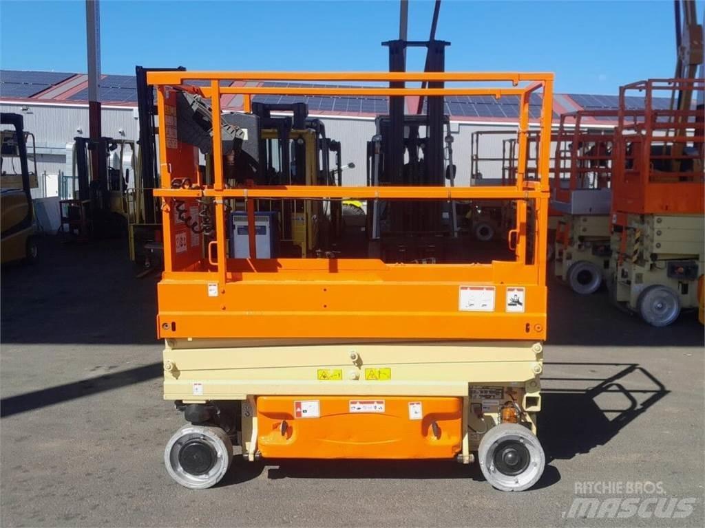 JLG 1930 ES 剪式升降機