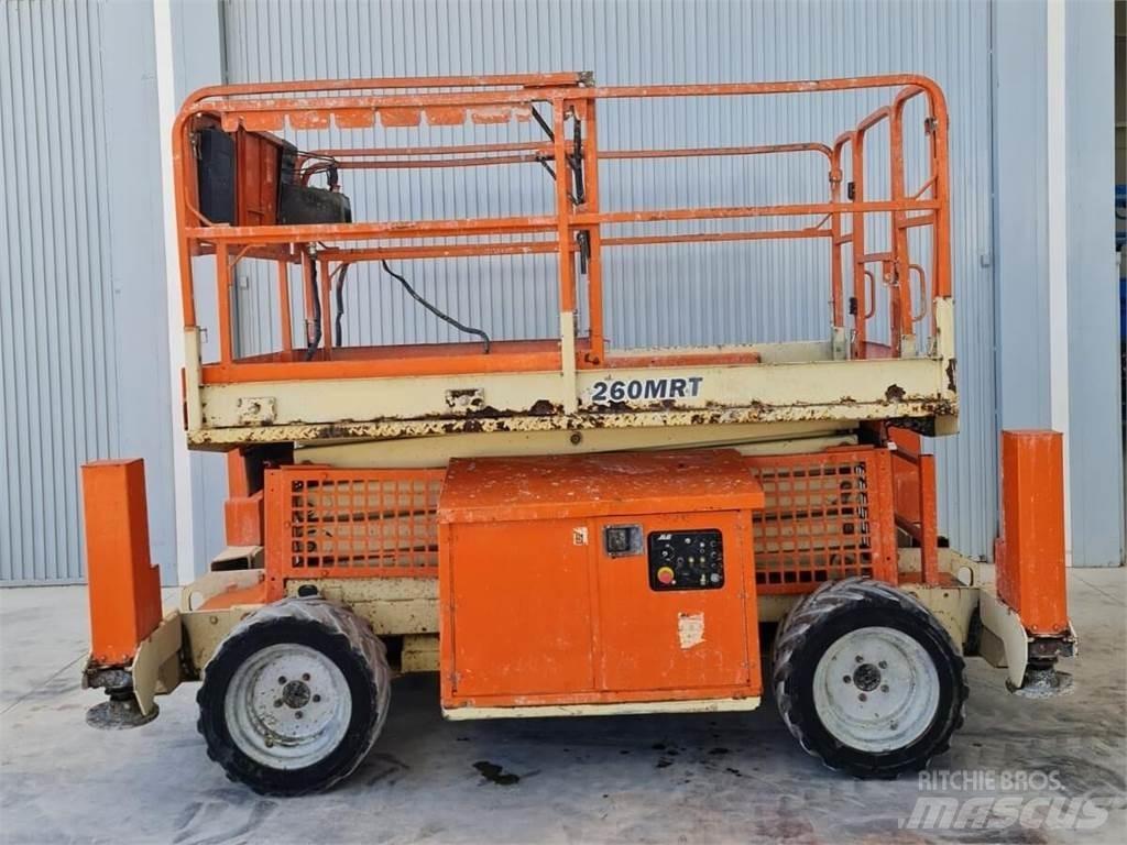 JLG 260 MRT 剪式升降機