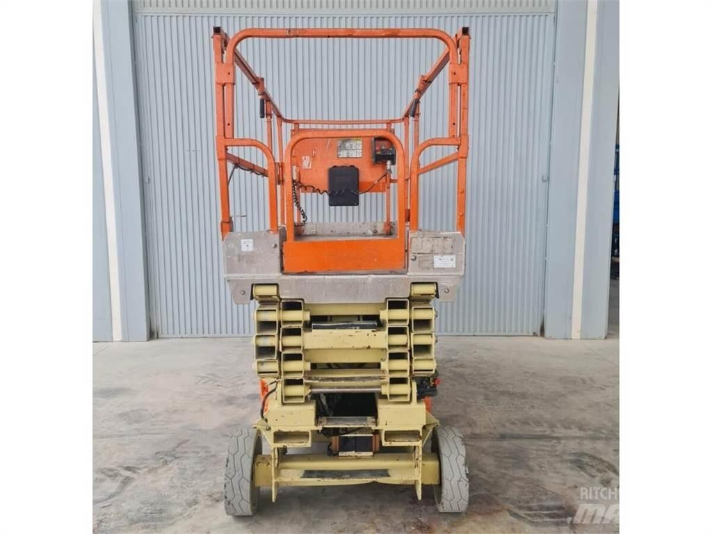 JLG 3246ES 剪式升降機