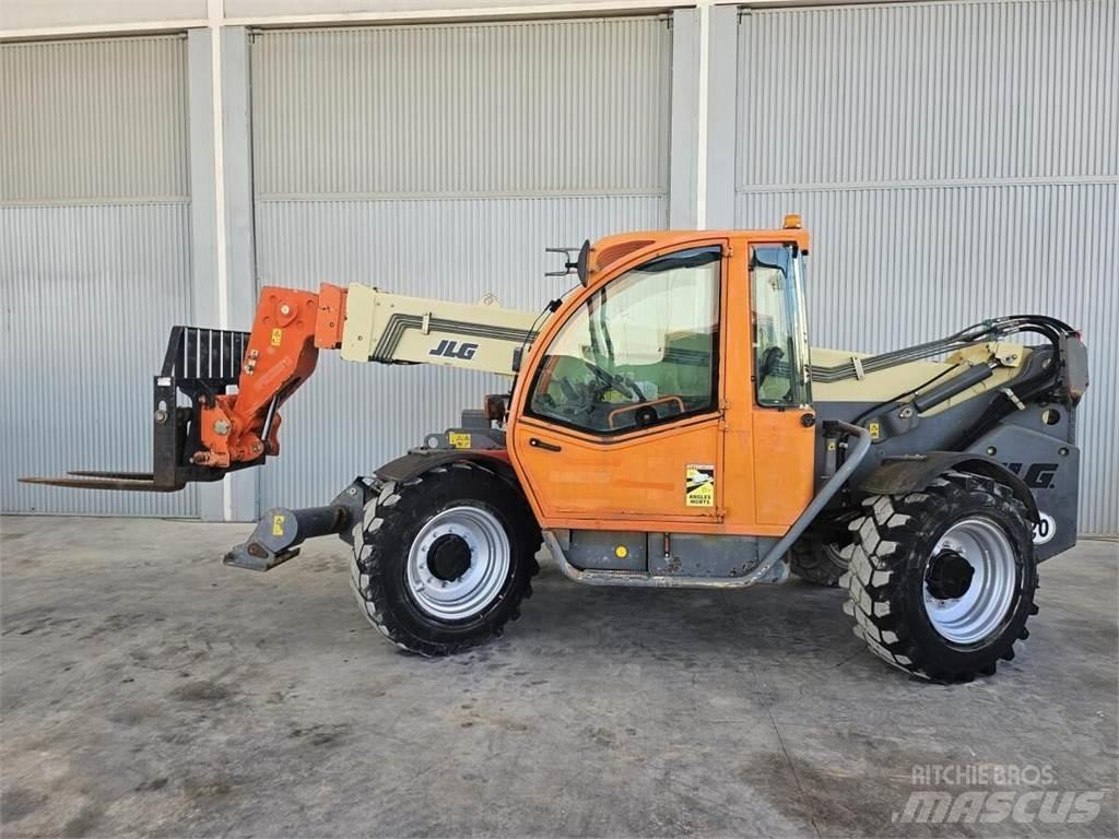 JLG 3512 伸縮臂操作車