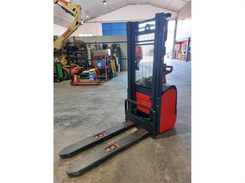Linde L16 手動堆積機