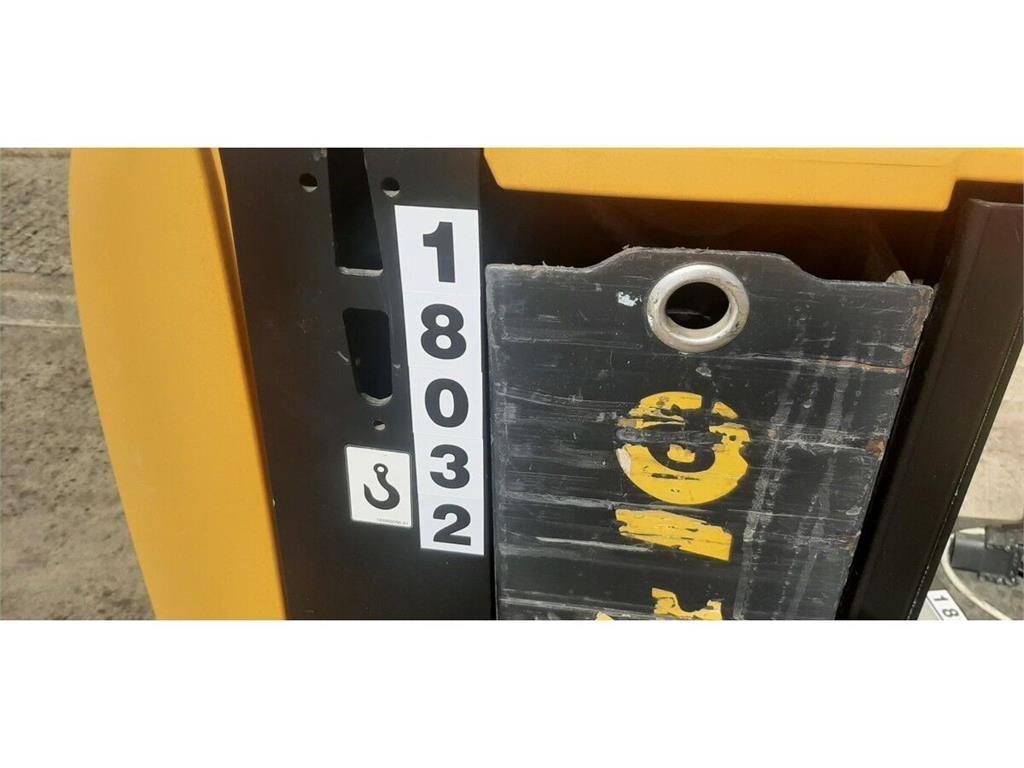 Yale MO10L 其他物料運輸工具