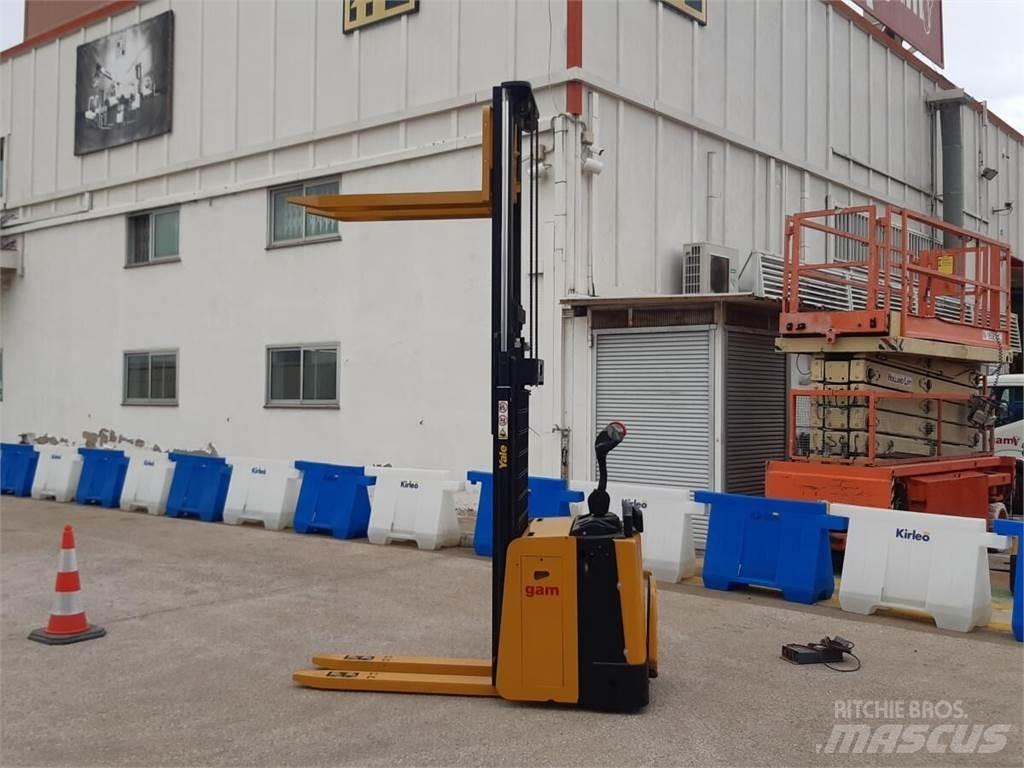 Yale MS12X 手動堆積機