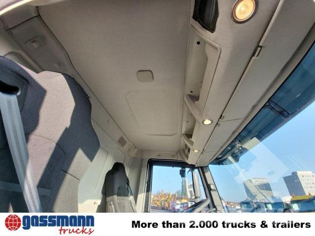 Iveco T-Way 360 6x6 吊鉤式起重車