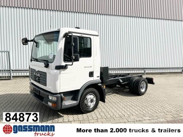 MAN TGL 12.210 4X2 BL 商用底盤車