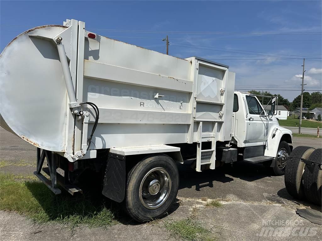 Ford F550 垃圾車