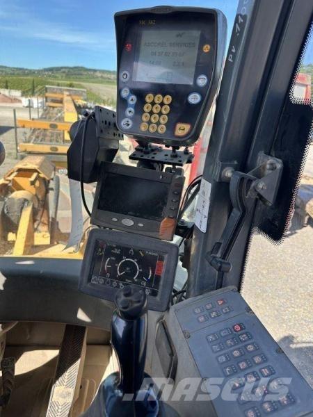Liebherr L550 輪胎式裝載機