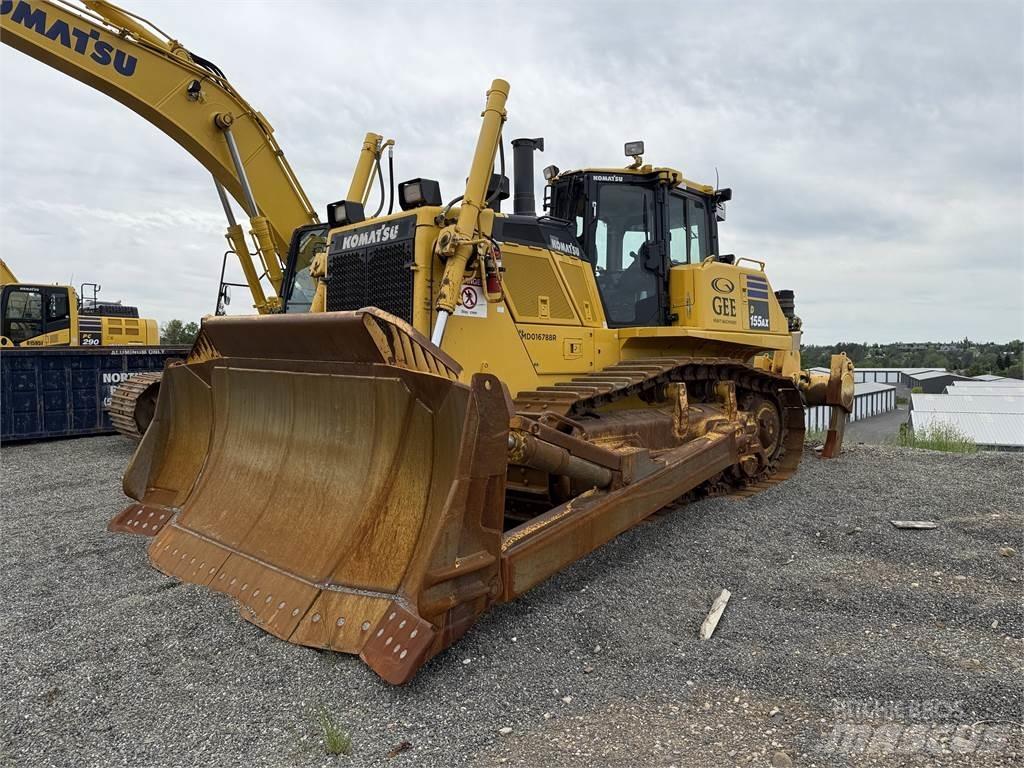 Komatsu D155AX-8 履帶推土機