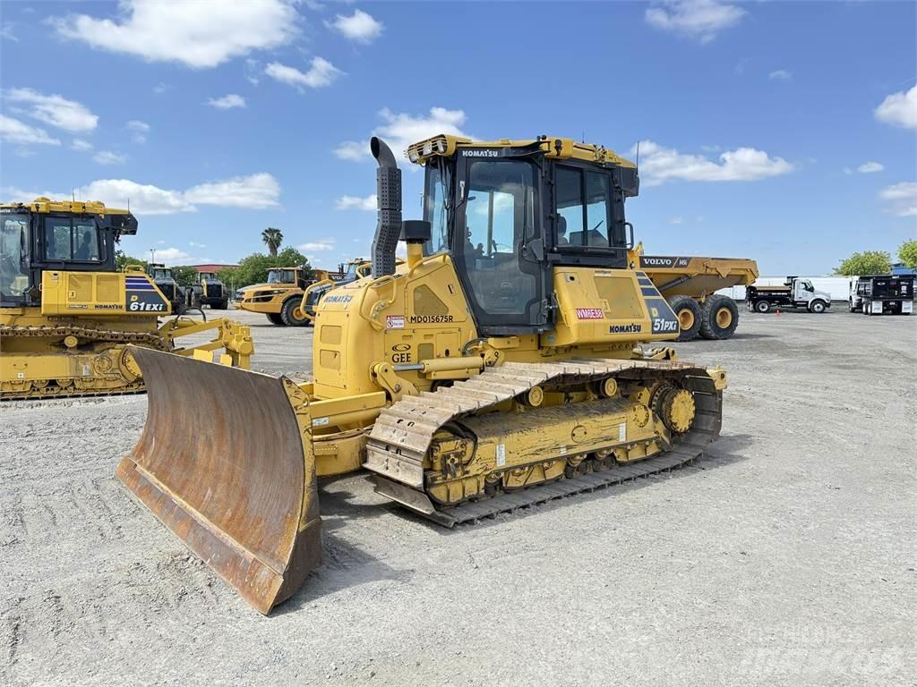 Komatsu D51PXi-24 履帶推土機