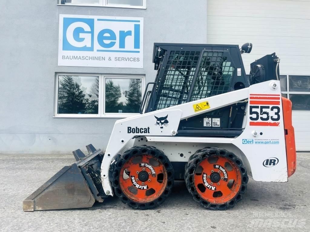 Bobcat 553 滑移轉向裝載機