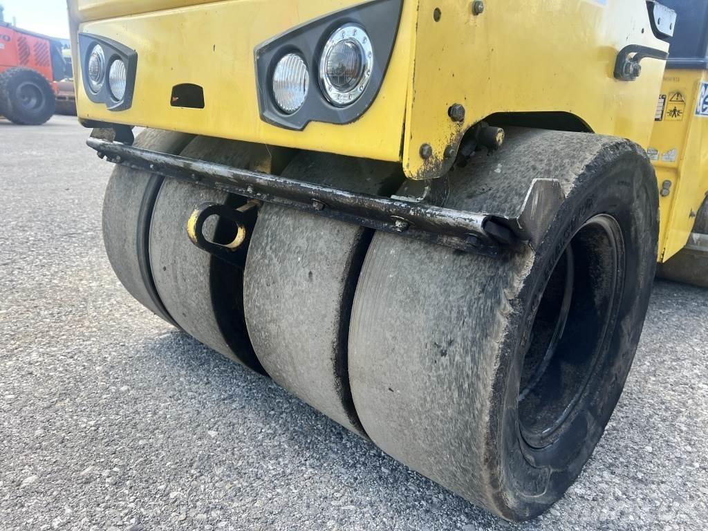 Bomag BW 120 AC-5 複合式滾壓機