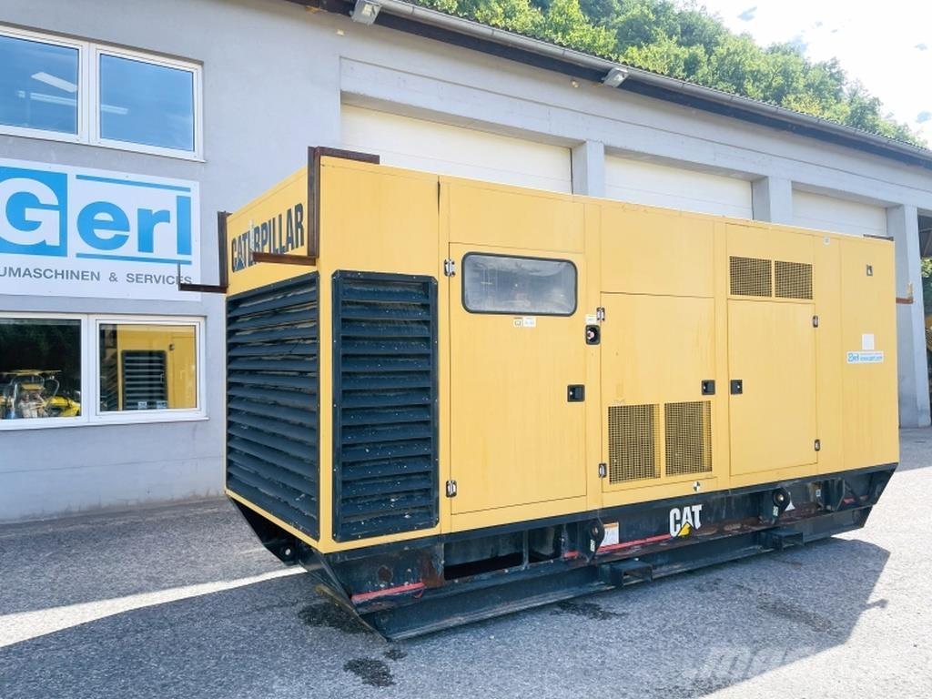 CAT 700 柴油發電機