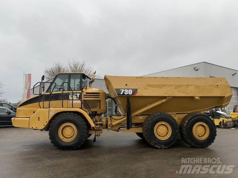 CAT 730 鉸接式起吊車