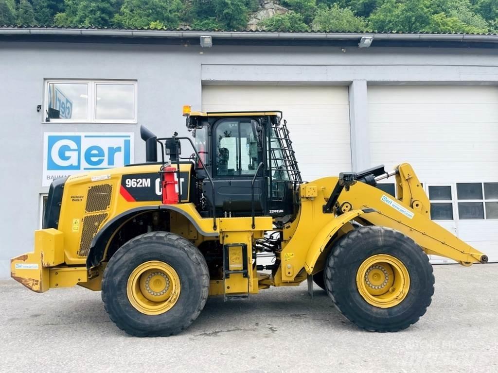 CAT 962M 輪胎式裝載機