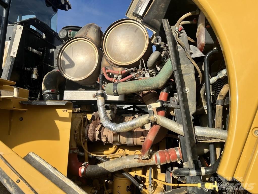 CAT 966 M XE 輪胎式裝載機