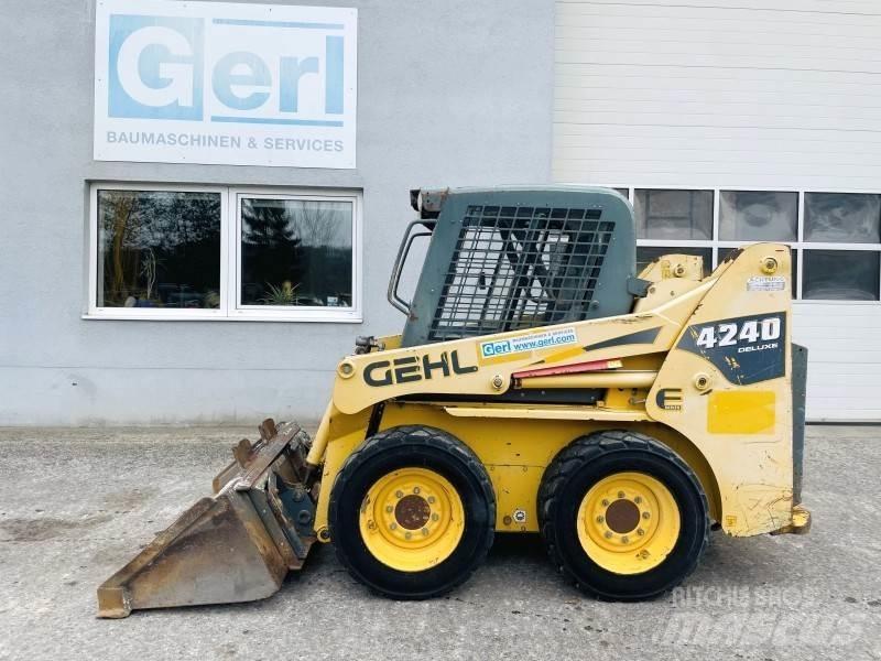 Gehl SL4240 滑移轉向裝載機