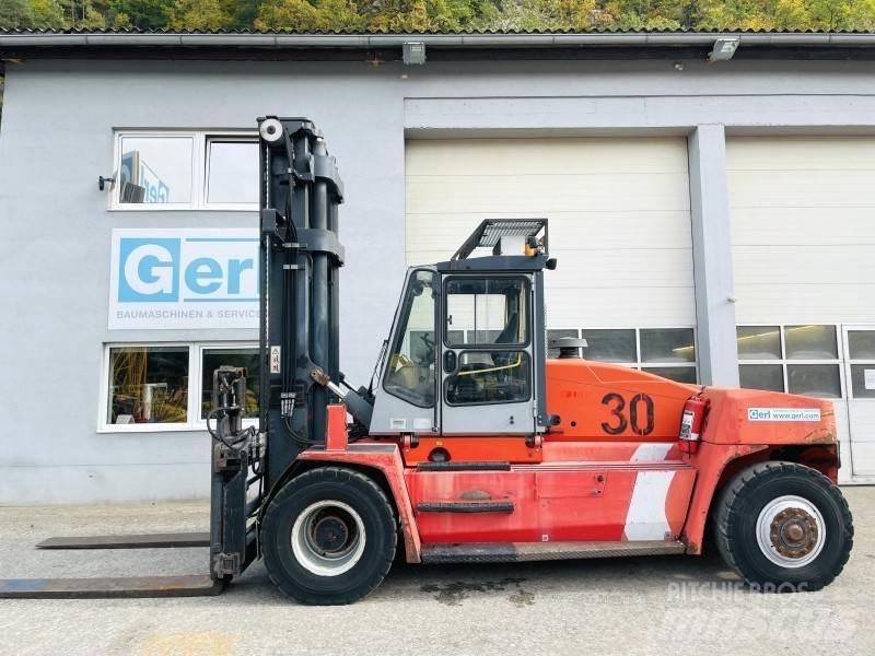 Kalmar DCE 160-12 柴油卡車