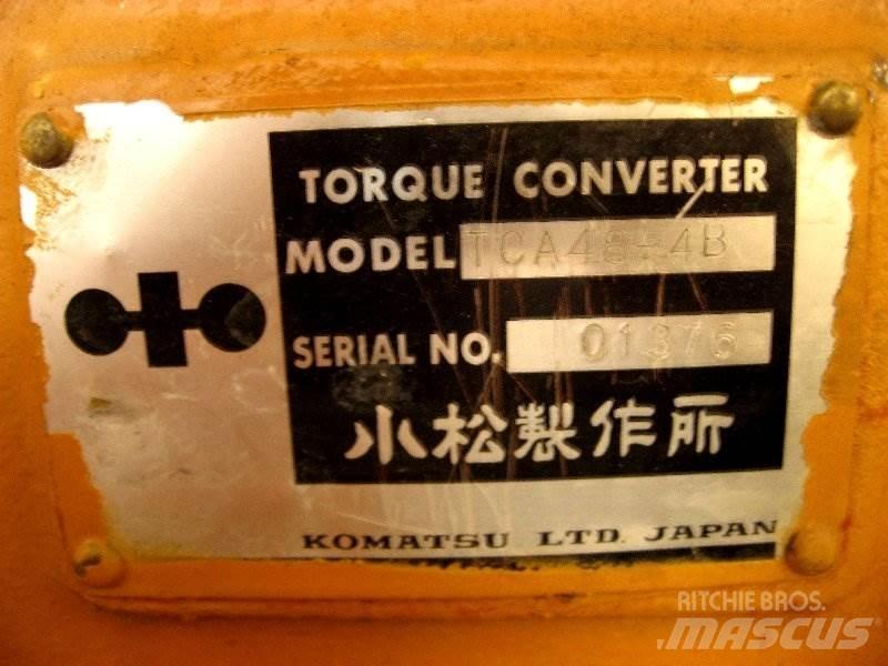 Komatsu HD325-3 Getriebe 其他組件