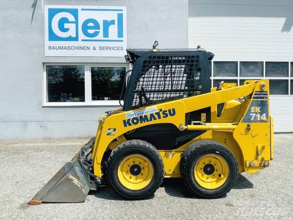 Komatsu SK714 滑移轉向裝載機