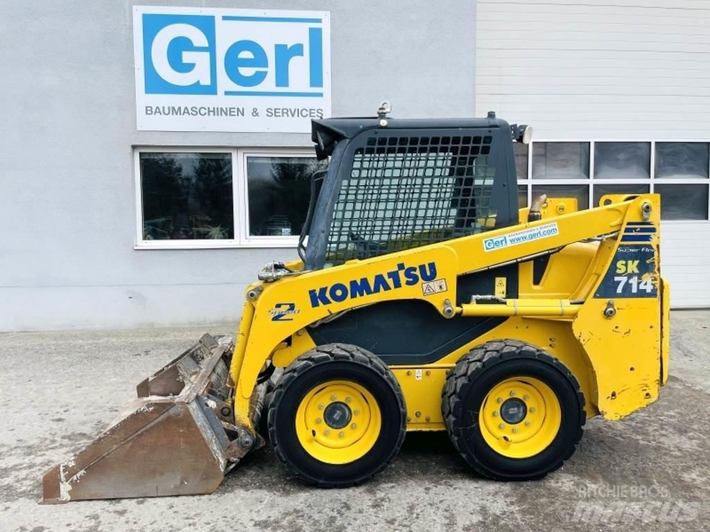 Komatsu SK714-5 滑移轉向裝載機