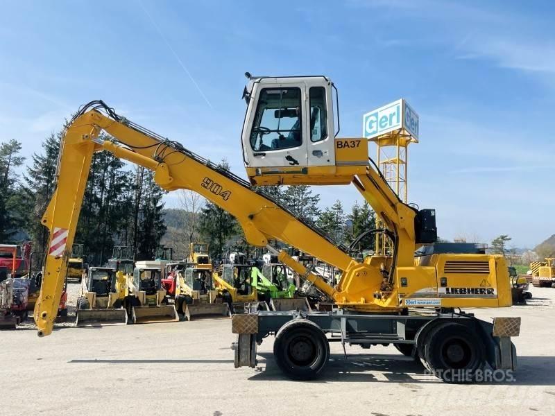 Liebherr A904 廢棄物/工業用操作車