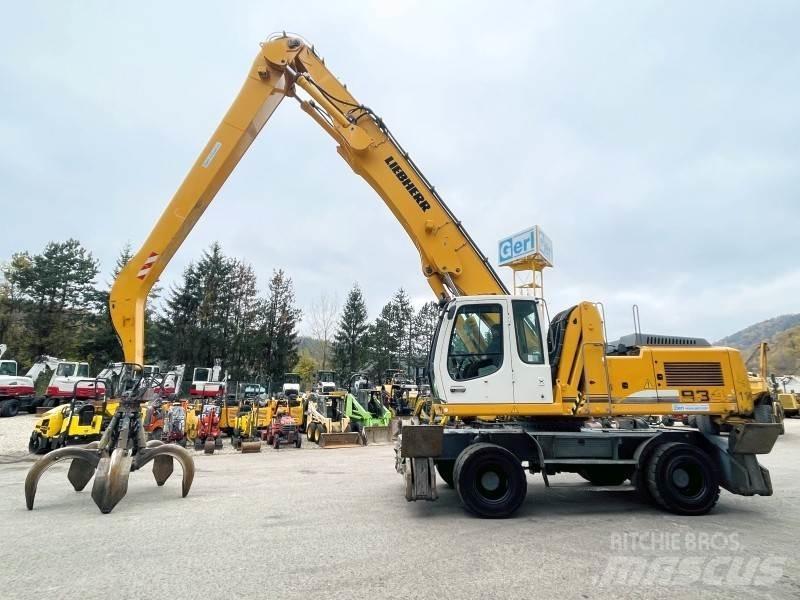 Liebherr A934C 廢棄物/工業用操作車