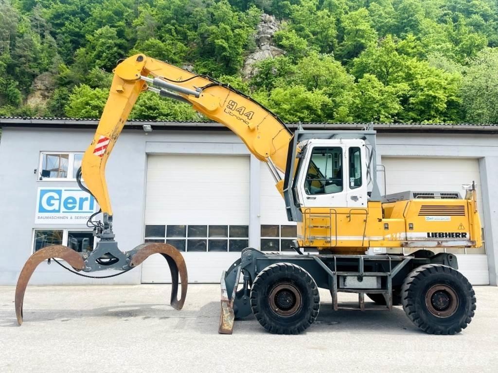 Liebherr A944B HD 廢棄物/工業用操作車