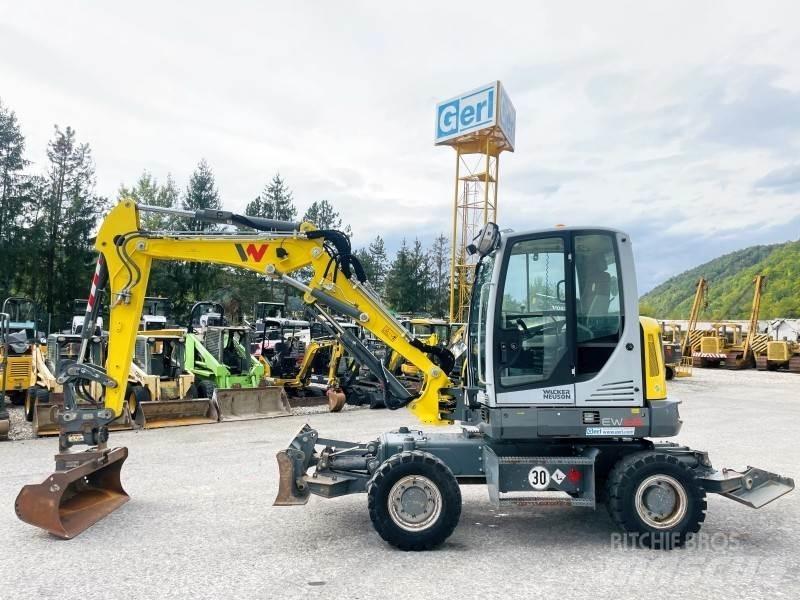 Neuson EW65 旋轉式挖土機/掘鑿機/挖掘機