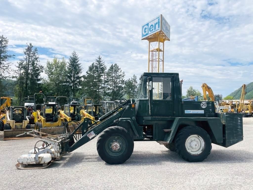 Schaeff ZL8 輪胎式裝載機