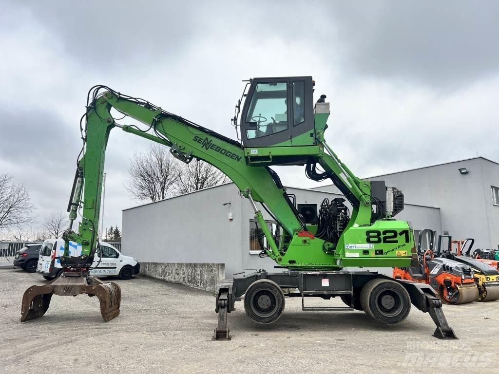 Sennebogen 821 M 廢棄物/工業用操作車