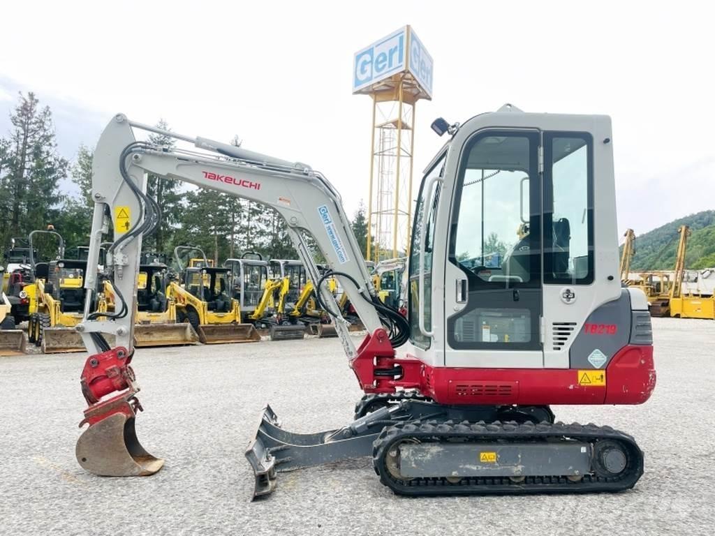 Takeuchi TB219 小型挖土機/掘鑿機<7t(小型挖掘機)