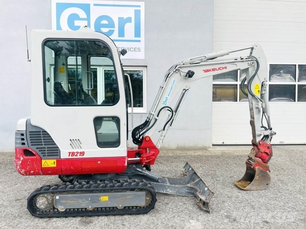 Takeuchi TB219 小型挖土機/掘鑿機<7t(小型挖掘機)