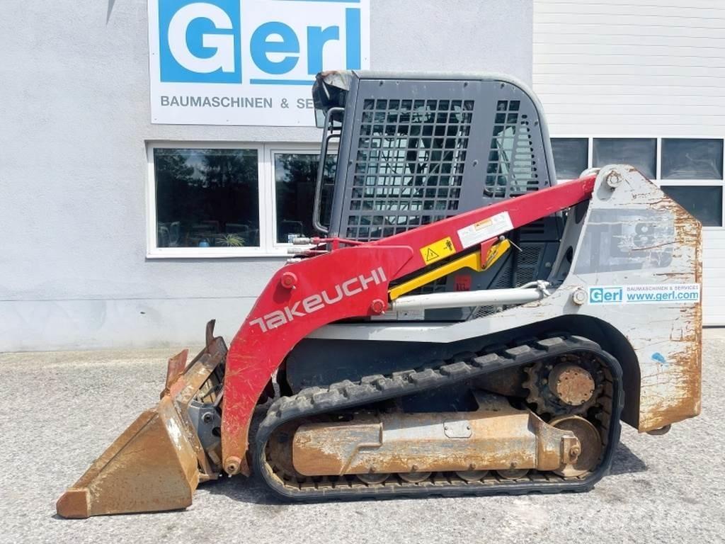 Takeuchi TL8 滑移轉向裝載機