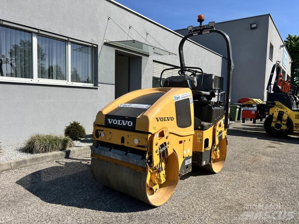 Volvo DD25B 雙輪滾壓機