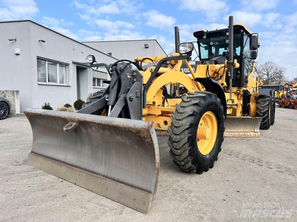 Volvo G 930 B 平土機
