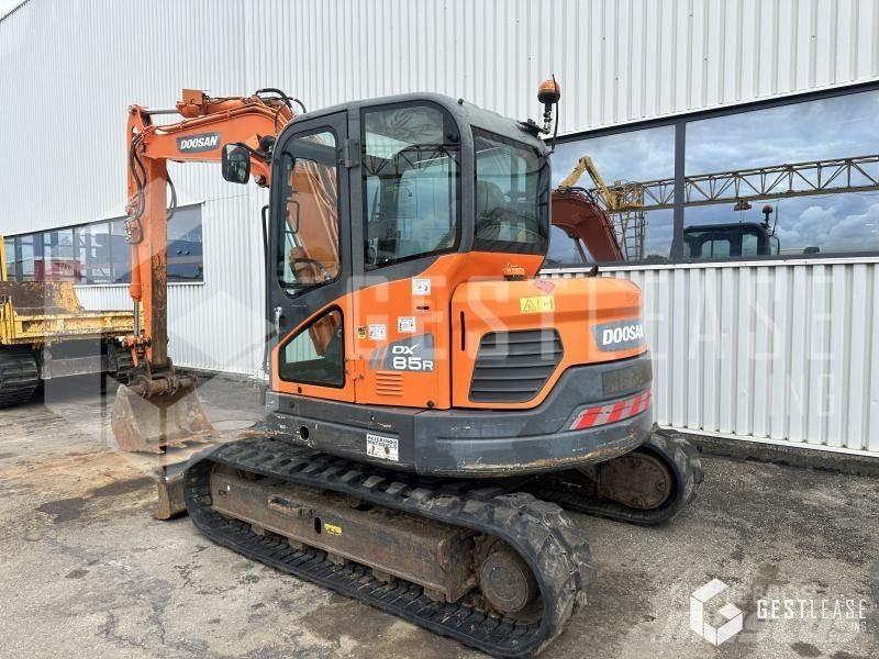 Doosan DX85R-3 小型挖土機/掘鑿機<7t(小型挖掘機)