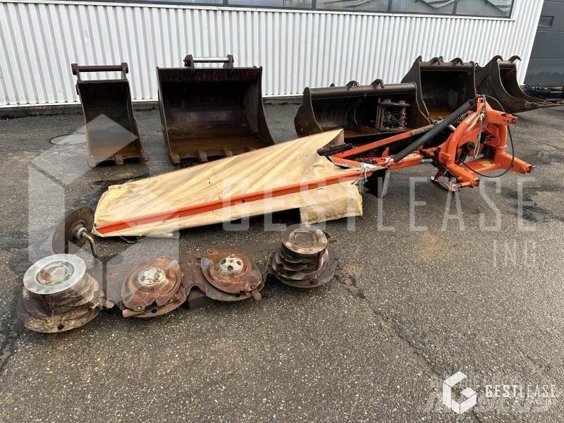 Fella SM210L 割草劑
