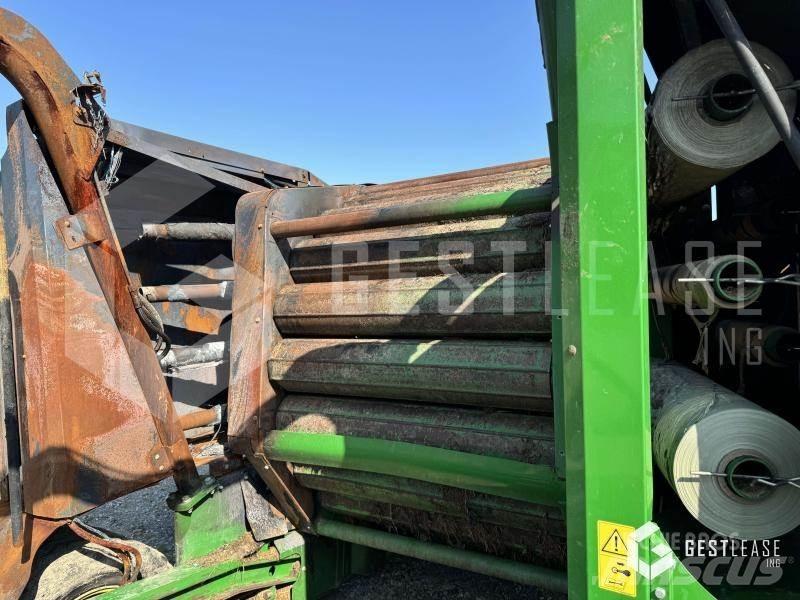 John Deere 744 包裝機