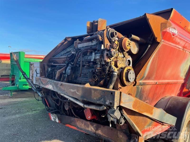 Kuhn SP 14 混合餵料機