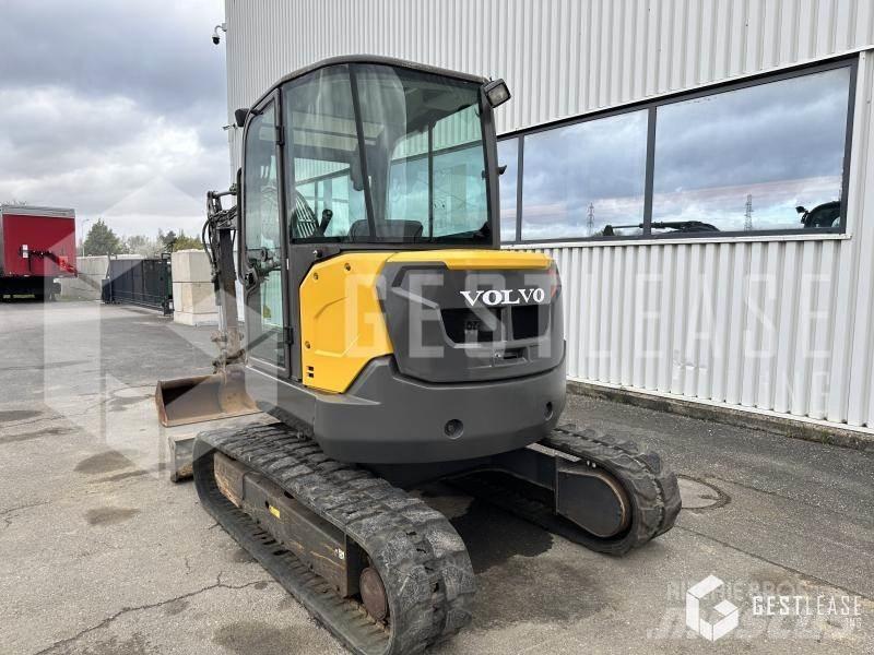 Volvo ECR50D 小型挖土機/掘鑿機<7t(小型挖掘機)