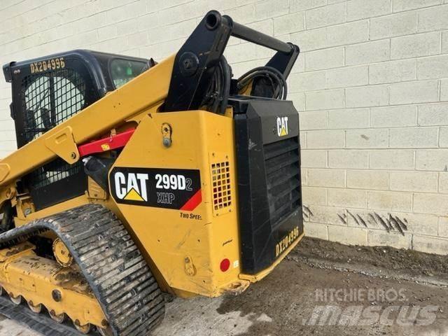 CAT 299D2 XHP 滑移轉向裝載機