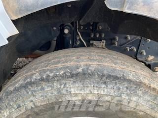 Ford F750 水車