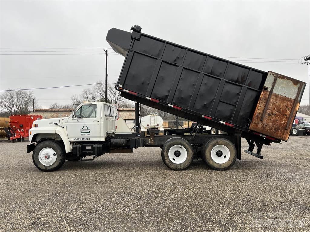Ford FT900 傾卸式卡車