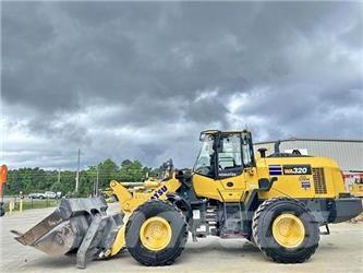 Komatsu WA320-8 輪胎式裝載機