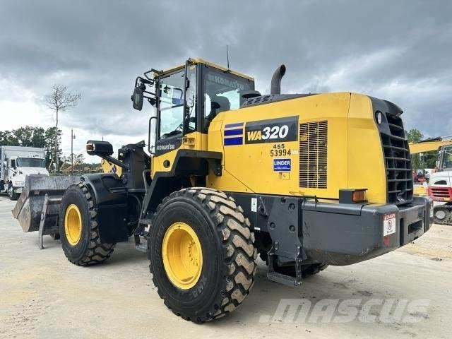 Komatsu WA320-8 輪胎式裝載機